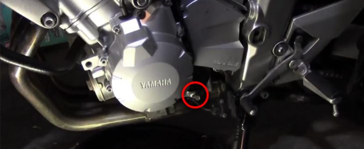 Ölwechsel – Yamaha FZ6 Fazer