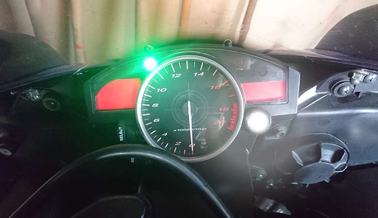 Yamaha R6 RJ11 RJ15 Schaltblitz