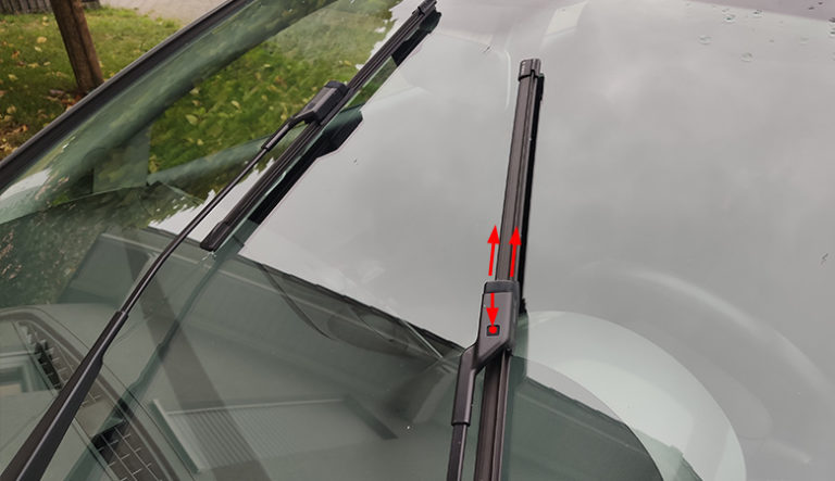Golf 5 Scheibenwischer Vorne Funktionieren Nicht Mehr Scheibenwischer vorne / hinten wechseln - VW Golf 5 | Wartungsanleitung