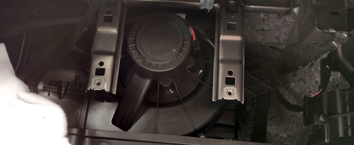 Gebläse Motor ausbauen & tauschen Innenraum – Seat Ibiza 6J 6P